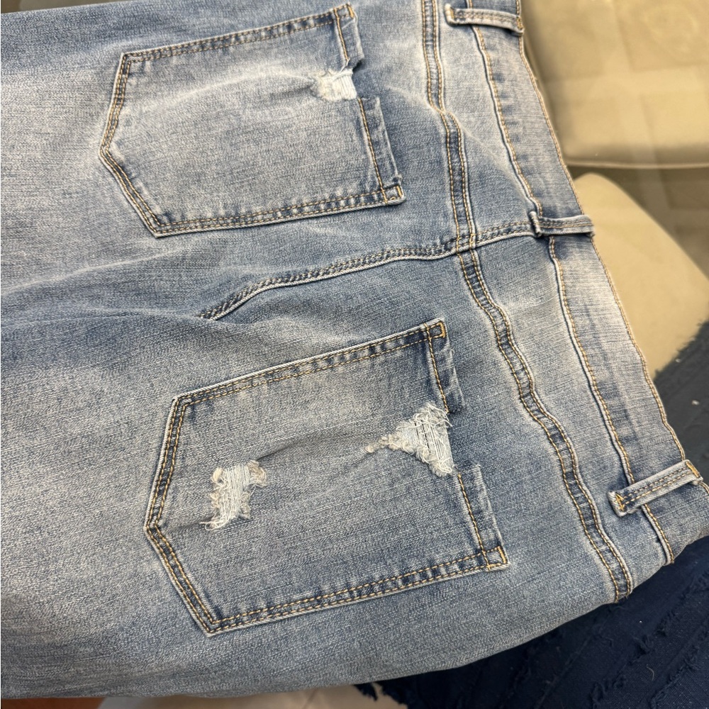 Relaxed Light Blue Jeans wild fable Roma and Walmart 3 pairs size 10